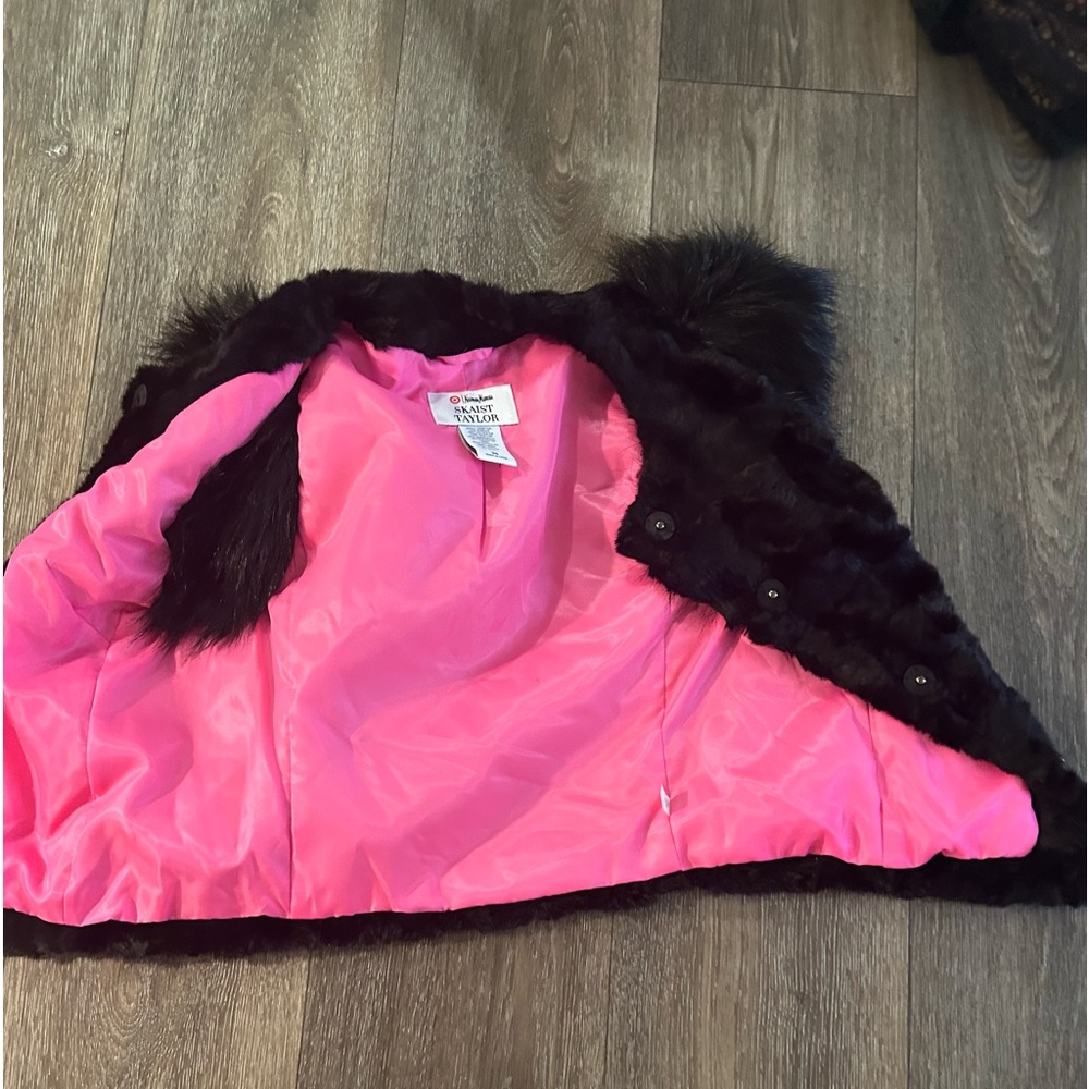 Neiman Marcus sleeveless faux fur vest